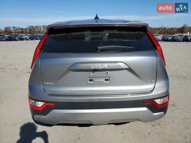 Сірий Кіа Niro, об'ємом двигуна 1.58 л та пробігом 44 тис. км за 6300 $, фото 5 на Automoto.ua