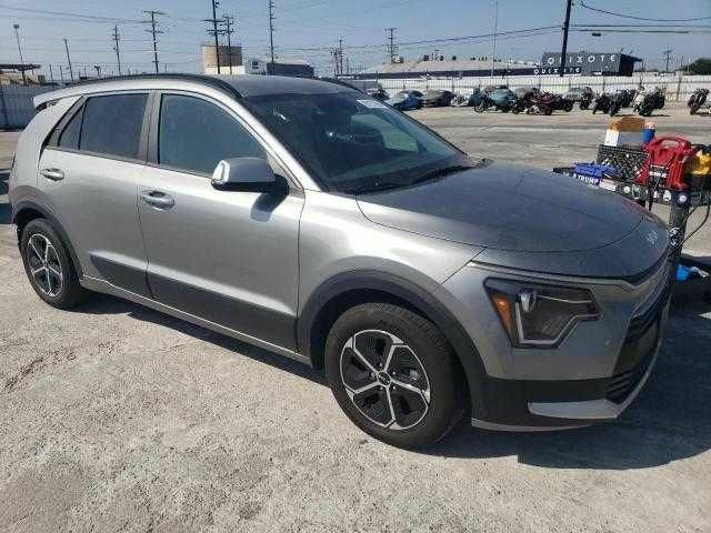 Серый Киа Niro, объемом двигателя 1.6 л и пробегом 56 тыс. км за 19200 $, фото 3 на Automoto.ua