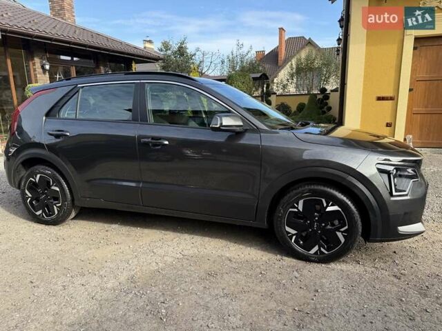 Сірий Кіа Niro, об'ємом двигуна 0 л та пробігом 42 тис. км за 25950 $, фото 10 на Automoto.ua