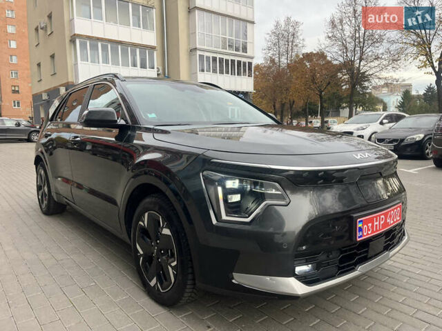 Серый Киа Niro, объемом двигателя 0 л и пробегом 43 тыс. км за 26700 $, фото 10 на Automoto.ua