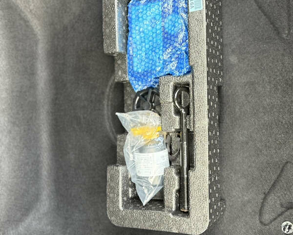 Сірий Кіа Niro, об'ємом двигуна 0 л та пробігом 35 тис. км за 23900 $, фото 84 на Automoto.ua