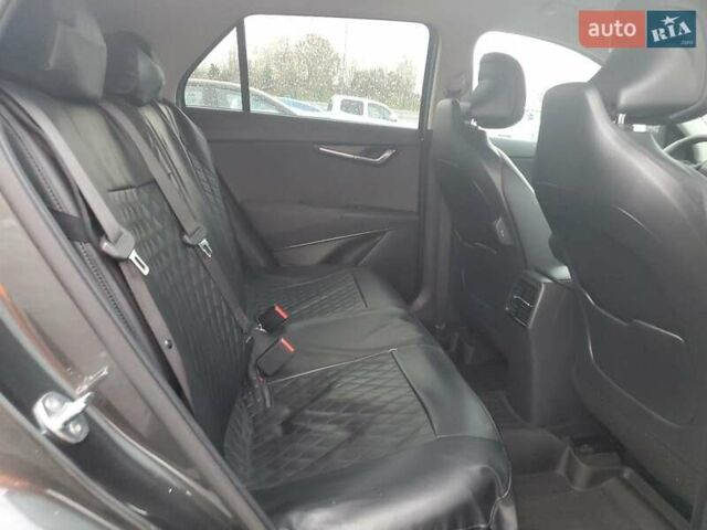 Серый Киа Niro, объемом двигателя 1.58 л и пробегом 78 тыс. км за 7400 $, фото 10 на Automoto.ua