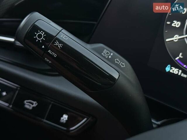 Серый Киа Niro, объемом двигателя 0 л и пробегом 118 тыс. км за 21999 $, фото 28 на Automoto.ua