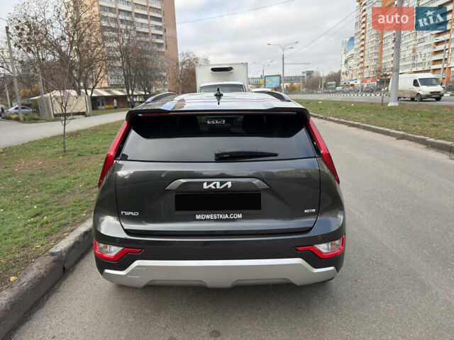 Сірий Кіа Niro, об'ємом двигуна 1.58 л та пробігом 7 тис. км за 22500 $, фото 2 на Automoto.ua