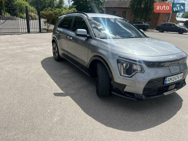 Серый Киа Niro, объемом двигателя 0 л и пробегом 40 тыс. км за 25777 $, фото 3 на Automoto.ua