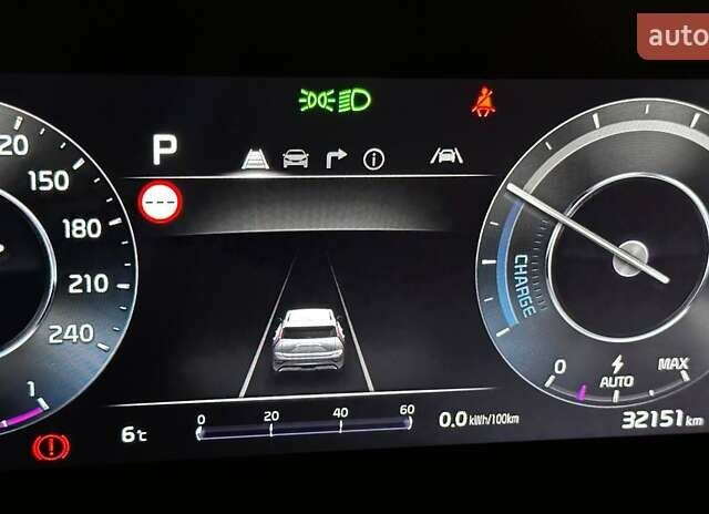 Серый Киа Niro, объемом двигателя 0 л и пробегом 32 тыс. км за 27700 $, фото 20 на Automoto.ua