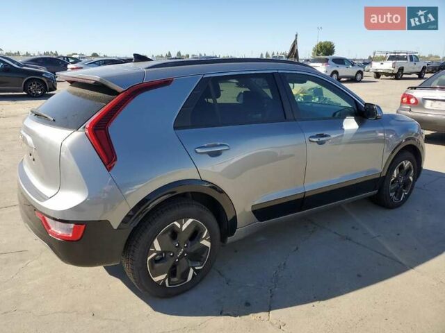 Серый Киа Niro, объемом двигателя 0 л и пробегом 160 тыс. км за 7000 $, фото 2 на Automoto.ua