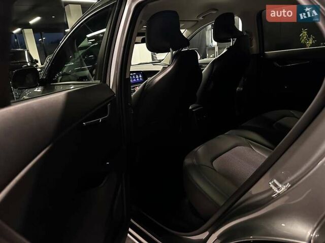 Серый Киа Niro, объемом двигателя 0 л и пробегом 32 тыс. км за 27700 $, фото 28 на Automoto.ua