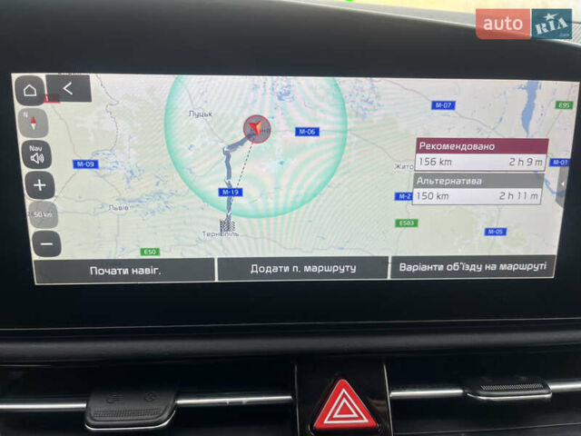 Серый Киа Niro, объемом двигателя 0 л и пробегом 43 тыс. км за 26700 $, фото 28 на Automoto.ua