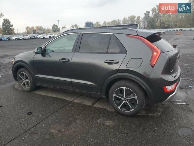 Серый Киа Niro, объемом двигателя 1.58 л и пробегом 78 тыс. км за 7400 $, фото 2 на Automoto.ua