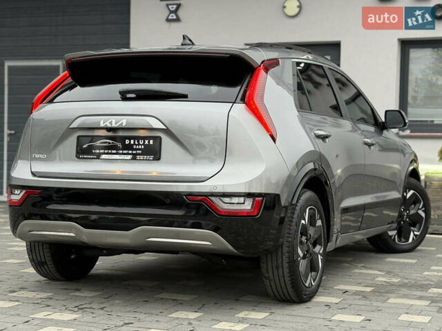 Серый Киа Niro, объемом двигателя 0 л и пробегом 54 тыс. км за 26700 $, фото 32 на Automoto.ua