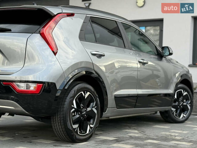 Сірий Кіа Niro, об'ємом двигуна 0 л та пробігом 35 тис. км за 23900 $, фото 34 на Automoto.ua