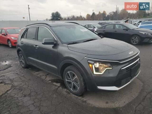 Серый Киа Niro, объемом двигателя 1.58 л и пробегом 78 тыс. км за 7400 $, фото 1 на Automoto.ua