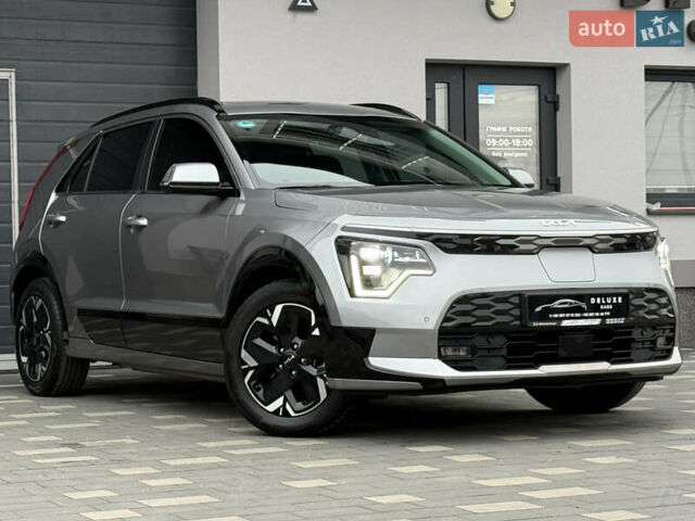 Серый Киа Niro, объемом двигателя 0 л и пробегом 54 тыс. км за 26700 $, фото 3 на Automoto.ua