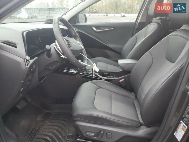 Серый Киа Niro, объемом двигателя 1.58 л и пробегом 78 тыс. км за 7400 $, фото 6 на Automoto.ua
