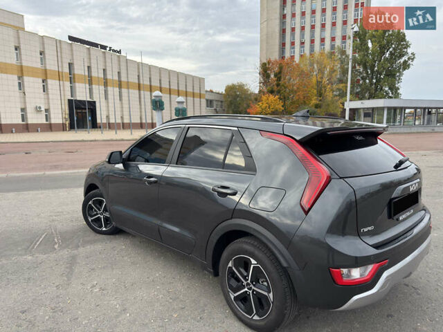 Сірий Кіа Niro, об'ємом двигуна 1.58 л та пробігом 5 тис. км за 24000 $, фото 17 на Automoto.ua