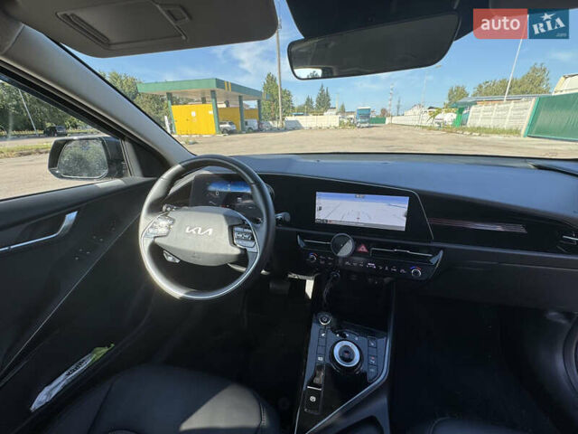 Серый Киа Niro, объемом двигателя 0 л и пробегом 32 тыс. км за 24800 $, фото 8 на Automoto.ua