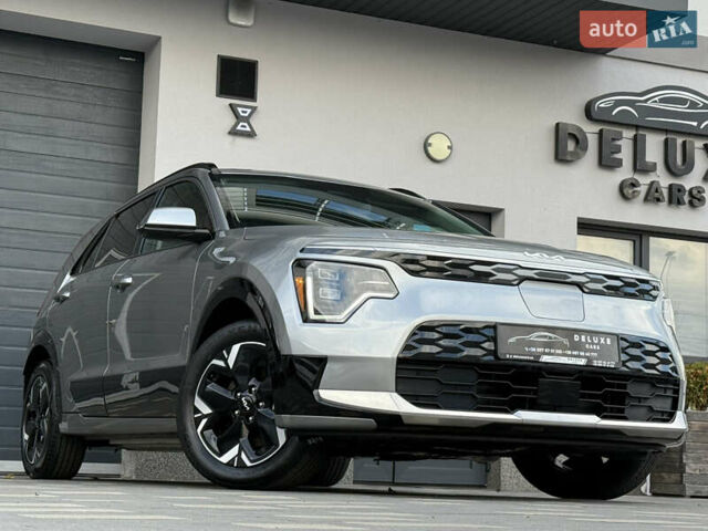 Сірий Кіа Niro, об'ємом двигуна 0 л та пробігом 35 тис. км за 23900 $, фото 7 на Automoto.ua