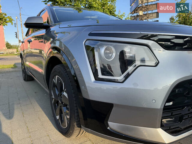 Серый Киа Niro, объемом двигателя 0 л и пробегом 49 тыс. км за 22800 $, фото 25 на Automoto.ua