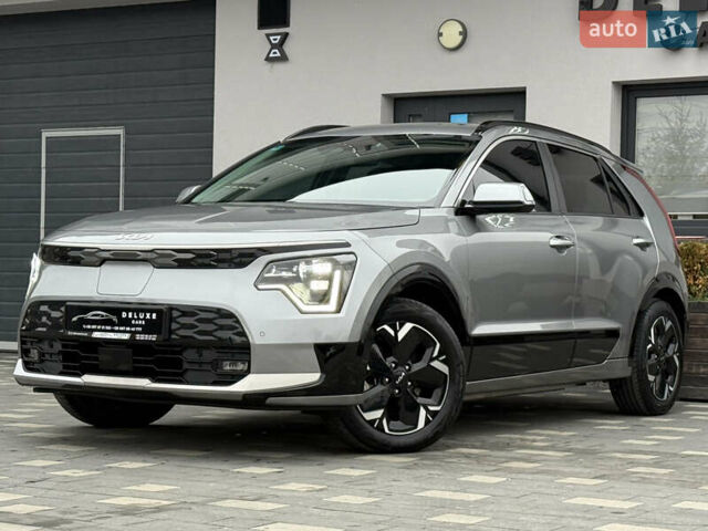 Серый Киа Niro, объемом двигателя 0 л и пробегом 54 тыс. км за 26700 $, фото 4 на Automoto.ua