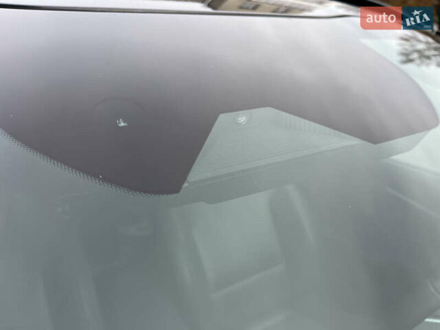 Сірий Кіа Niro, об'ємом двигуна 0 л та пробігом 43 тис. км за 25800 $, фото 51 на Automoto.ua