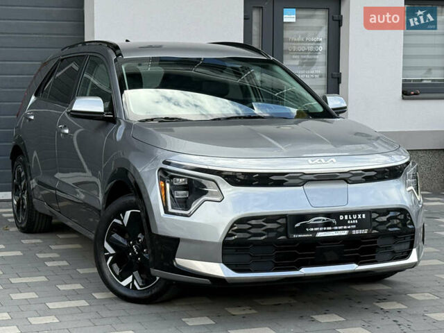 Сірий Кіа Niro, об'ємом двигуна 0 л та пробігом 35 тис. км за 23900 $, фото 2 на Automoto.ua