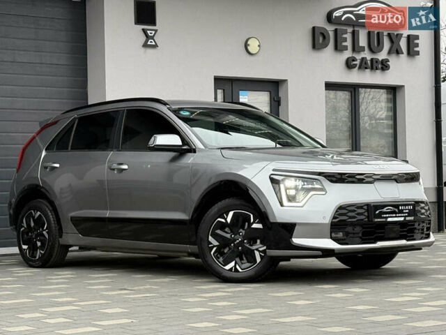 Серый Киа Niro, объемом двигателя 0 л и пробегом 54 тыс. км за 26700 $, фото 5 на Automoto.ua