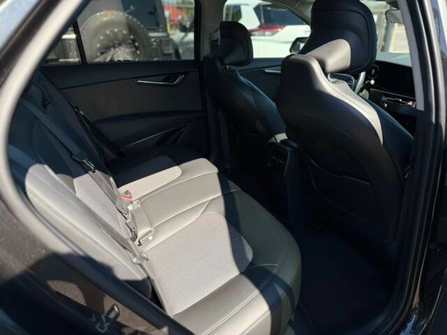 Сірий Кіа Niro, об'ємом двигуна 0 л та пробігом 20 тис. км за 17200 $, фото 11 на Automoto.ua