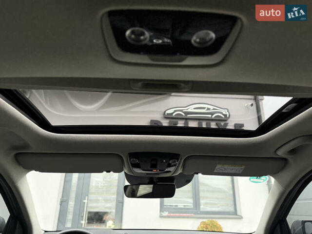 Серый Киа Niro, объемом двигателя 0 л и пробегом 54 тыс. км за 26700 $, фото 87 на Automoto.ua