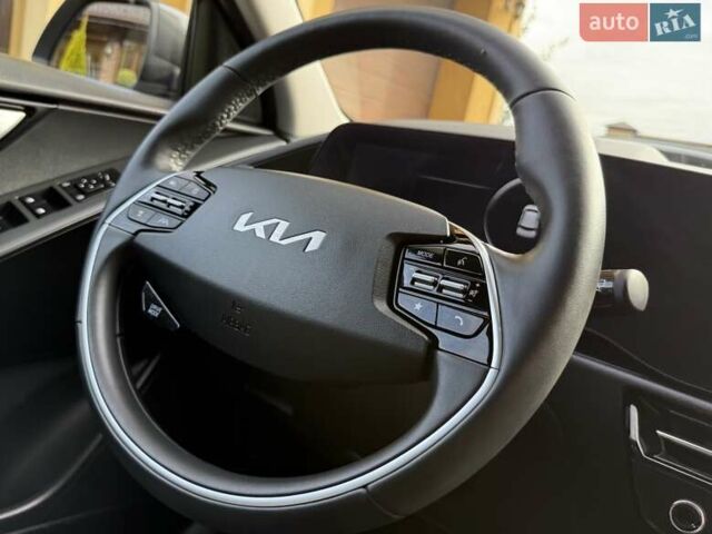 Сірий Кіа Niro, об'ємом двигуна 0 л та пробігом 42 тис. км за 25950 $, фото 169 на Automoto.ua