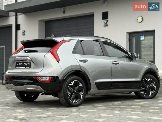 Серый Киа Niro, объемом двигателя 0 л и пробегом 54 тыс. км за 26700 $, фото 36 на Automoto.ua