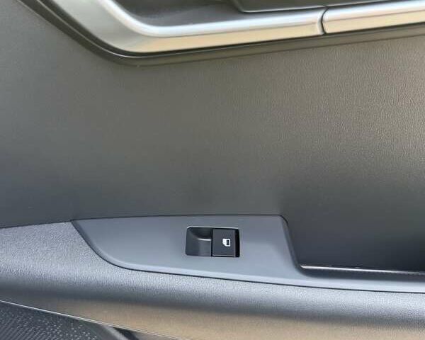 Сірий Кіа Niro, об'ємом двигуна 0 л та пробігом 42 тис. км за 25950 $, фото 154 на Automoto.ua