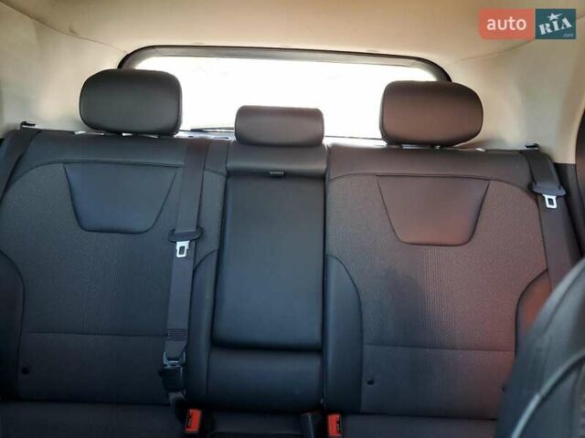 Серый Киа Niro, объемом двигателя 0 л и пробегом 160 тыс. км за 7000 $, фото 9 на Automoto.ua