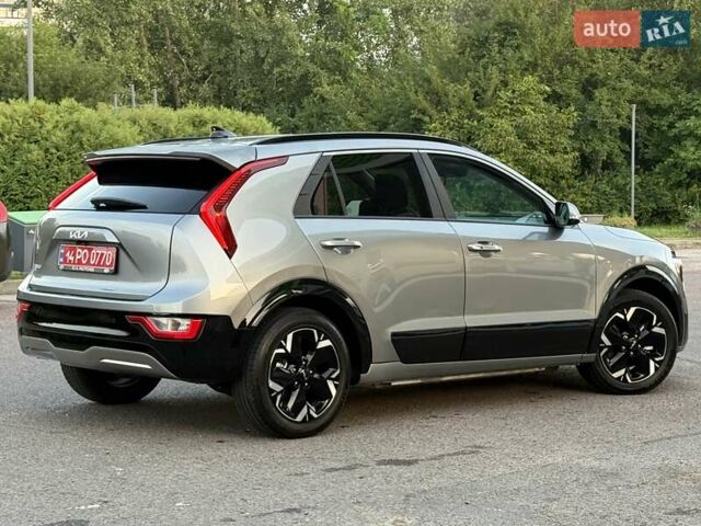 Серый Киа Niro, объемом двигателя 0 л и пробегом 118 тыс. км за 21999 $, фото 16 на Automoto.ua