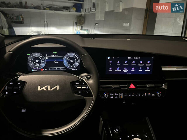 Сірий Кіа Niro, об'ємом двигуна 0 л та пробігом 50 тис. км за 23500 $, фото 23 на Automoto.ua