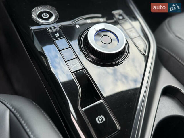 Сірий Кіа Niro, об'ємом двигуна 0 л та пробігом 35 тис. км за 23900 $, фото 48 на Automoto.ua