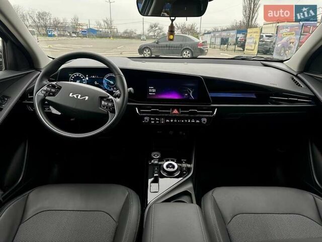 Серый Киа Niro, объемом двигателя 0 л и пробегом 8 тыс. км за 24900 $, фото 11 на Automoto.ua