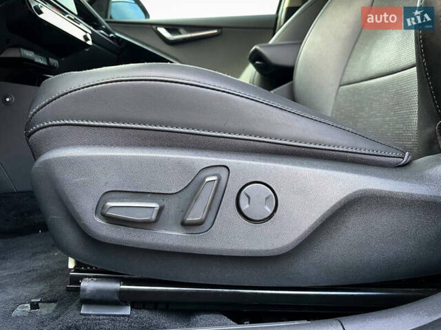 Сірий Кіа Niro, об'ємом двигуна 0 л та пробігом 1 тис. км за 26300 $, фото 15 на Automoto.ua