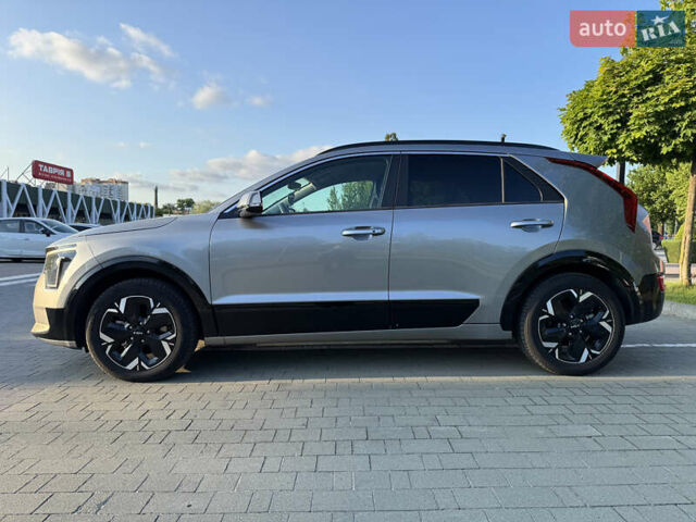 Серый Киа Niro, объемом двигателя 0 л и пробегом 49 тыс. км за 23600 $, фото 34 на Automoto.ua