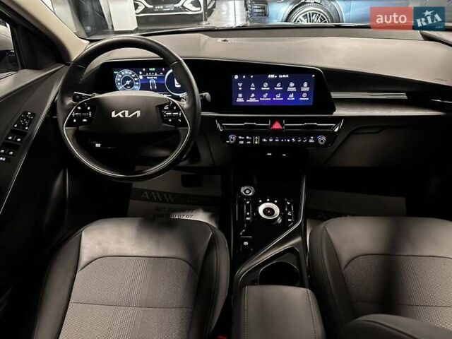 Серый Киа Niro, объемом двигателя 0 л и пробегом 32 тыс. км за 27700 $, фото 34 на Automoto.ua