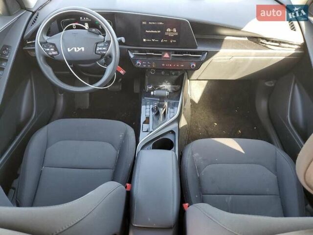 Сірий Кіа Niro, об'ємом двигуна 1.58 л та пробігом 44 тис. км за 6300 $, фото 7 на Automoto.ua