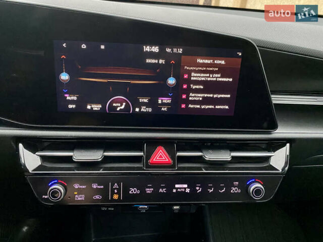 Серый Киа Niro, объемом двигателя 0 л и пробегом 122 тыс. км за 24500 $, фото 29 на Automoto.ua