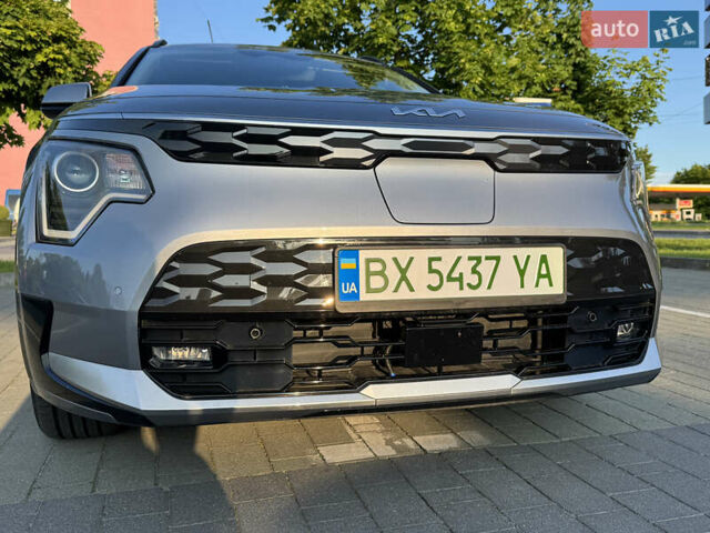 Серый Киа Niro, объемом двигателя 0 л и пробегом 49 тыс. км за 23600 $, фото 40 на Automoto.ua