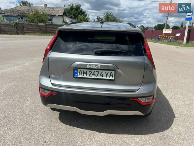 Серый Киа Niro, объемом двигателя 0 л и пробегом 40 тыс. км за 25777 $, фото 5 на Automoto.ua