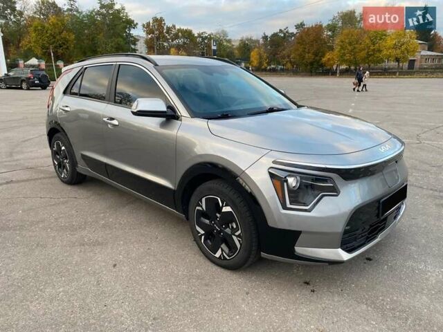 Серый Киа Niro, объемом двигателя 0 л и пробегом 170 тыс. км за 20500 $, фото 1 на Automoto.ua