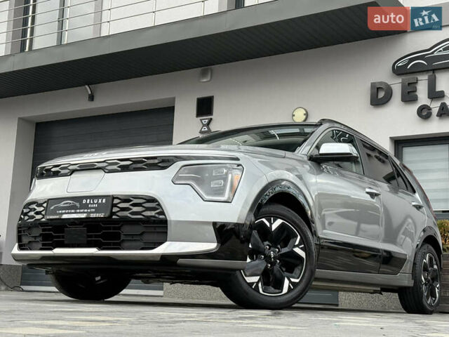 Сірий Кіа Niro, об'ємом двигуна 0 л та пробігом 35 тис. км за 23900 $, фото 8 на Automoto.ua