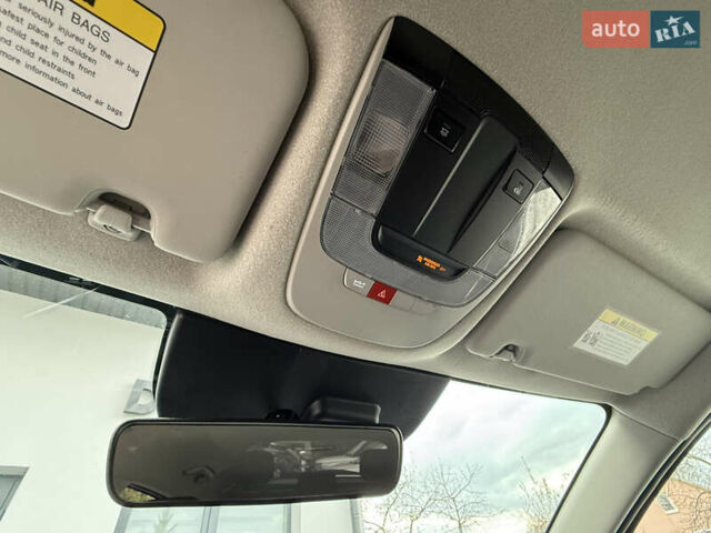 Сірий Кіа Niro, об'ємом двигуна 0 л та пробігом 35 тис. км за 23900 $, фото 74 на Automoto.ua