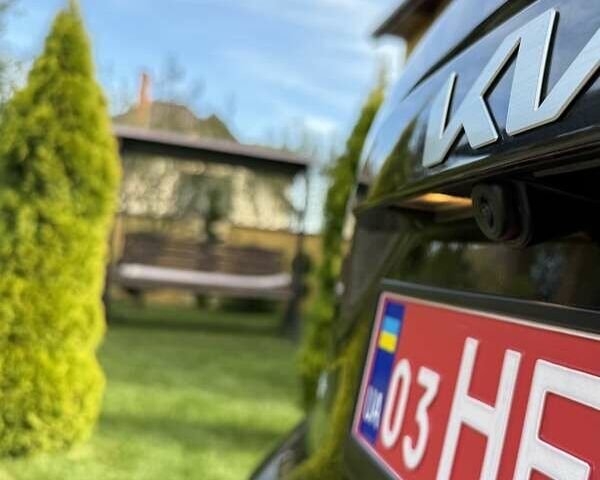 Сірий Кіа Niro, об'ємом двигуна 0 л та пробігом 42 тис. км за 25950 $, фото 34 на Automoto.ua
