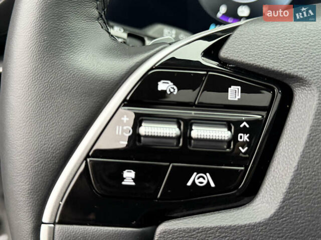 Серый Киа Niro, объемом двигателя 0 л и пробегом 54 тыс. км за 26700 $, фото 77 на Automoto.ua