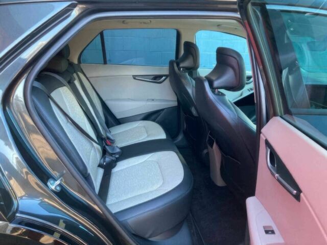 Серый Киа Niro, объемом двигателя 0 л и пробегом 25 тыс. км за 11000 $, фото 9 на Automoto.ua
